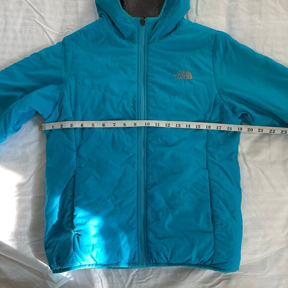 The North Face Hooded Fully Lined Blue Puffer Waterproof Jacket Girls L 14-16 - Picture 4 of 10